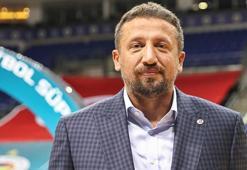 Hidayet Türkoğlu, A Milli Kadın Basketbol Takımı oyuncularıyla bir araya geldi