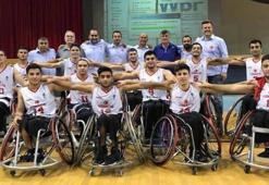 Genç basketbolcular Avrupa Şampiyonası'na hazır