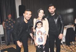 Mehmet Topal ile Şener Özbayraklı'dan sanatçılara destek