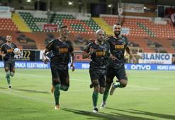 Alanyaspor kabuk değiştiriyor