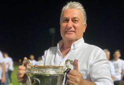Nazilli Belediyespor'u şampiyon yapan Mesut Toros'a büyük onur