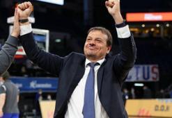 Ergin Ataman tarihe geçti! THY Avrupa Ligi kazanan ilk Türk coach