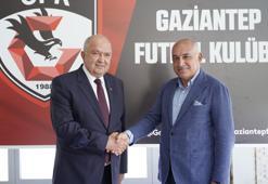 Gaziantep FK başkanlık koltuğu Cevdet Akınal'a emanet