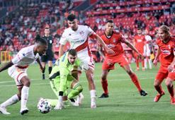 Antalyaspor, ilk gollerini Beşiktaş'tan yedi