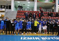 İzmir Büyükşehir Belediyespor, çifte final peşinde