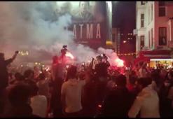 Beşiktaş şampiyon oldu, taraftar Çarşı'ya koştu!