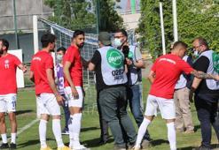 Foto muhabirlerine çirkin saldırı