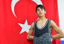 Avrupa'da mindere çıkacak genç şampiyon İslam Turan, Taha Akgül'ü örnek alıyor