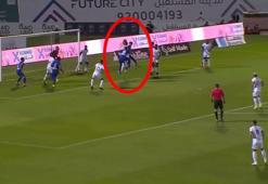 Eski Galatasaraylı Gomis tarihe geçti!