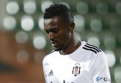 Son dakika | Beşiktaş'ta Mensah şoku! Derbi kadrosundan çıkarıldı