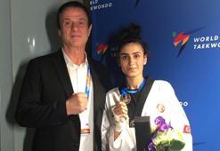 Tekvandoda Hatice Kübra İlgün, altın vuruşla şampiyon oldu