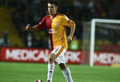 Misimovic futbolu bıraktı