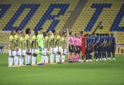 Fenerbahçe - Trabzonspor | Jose Sosa ile Filip Novak eski takım arkadaşlarıyla hasret giderdi