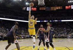 Golden State Warriors'ın iç saha serisi 54 maça çıktı