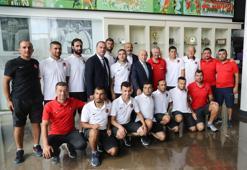 TFF BaÅkanı Nihat Özdemir, Sesi Görenler Milli Takımı ile buluÅtu