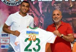 Alanyaspor'da Welinton'a yeni sözleşme