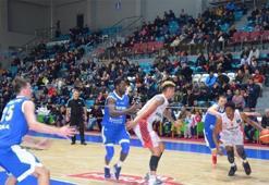 Muratbey Uşak-Rosa Radom: 96-76