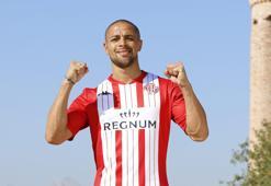 Sidney Sam, Antalyaspor'da zirveye çıkmak istiyor