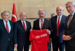 Nihat Özdemir'den Kişinev Büyükelçisi Sökmensüer'e ziyaret
