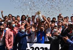 Somaspor, Burhanettin Basatemür'la sözleşme yeniledi