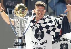 Mario Gomez sezon sonu serbest kalıyor