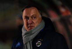 Fenerbahçe, Dick Advocaat ile tatil sonrası görüşecek
