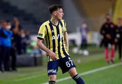 Fenerbahçe'nin yıldızı Mesut Özil, gönülleri fethetti!