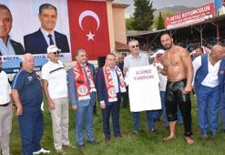 Antalyaspor'dan er meydanında forma jesti