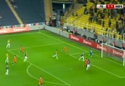 Fenerbahçe 1-2 Medipol Başakşehir (Holmen)