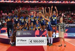 Avrupa Kadınlar Voleybol Şampiyonası'nda bronz madalya Polonya'yı mağlup eden İtalya'nın