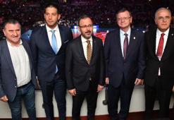 Bakan Kasapoğlu, Kadın Voleybol Milli Takımımız'ın maçı için Afyon'dan Ankara'ya geldi
