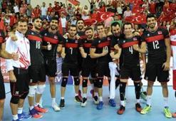Erkek Voleybol Milli Takımı kampa girdi