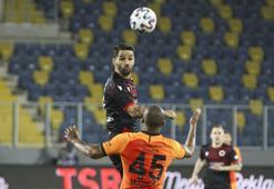Gençlerbirliği-Galatasaray maçında sakatlık! Daniel Candeias hastaneye kaldırıldı...