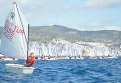 Genç yelkenciler BİOR'da ödüllendirildi