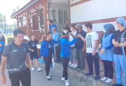 Adana Demirspor tesis çalışanları takımı alkışlarla uğurladı!