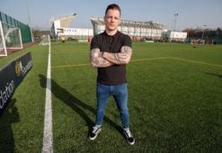 "İntihar girişimin başarılı olmalıydı" sözü üzerine futbolu bıraktı