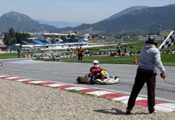 Karting Şampiyonası İzmir'de yapıldı