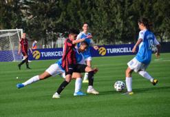 Kadın Futbol Ligi'nde çeyrek final maçları tamamlandı