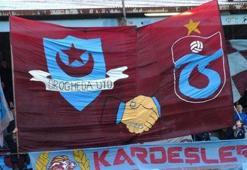 İrlanda'da bordo - mavi dostluk