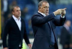 Advocaat'a sert sözler: Alkol bağımlısı gibi...