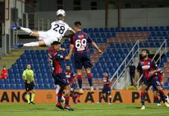 Uçan Türk Merih Demiral! Havada asılı kaldı...