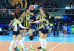 Fenerbahçe derbide kazandı ve seriyi 2-0'a getirdi!