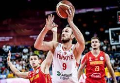 Basketbol Milli Takımımız, Karadağ'ı son 5 dakikada geçti: 79-74