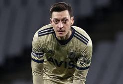 Fenerbahçeli Mesut Özil, Tottenham ile dalga geçti