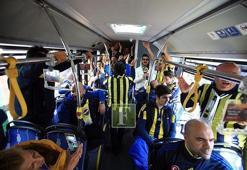 Fenerbahçeli taraftarlar otobüslerle TT Arena'ya hareket etti
