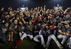 Boston Red Sox 9. şampiyonluğuna ulaştı