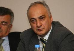 Dinçay: Müzede eksik var
