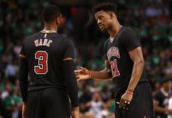 Chicago Bulls büyük avantaj yakaladı