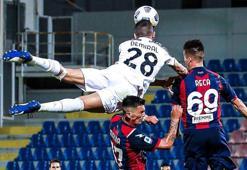 Merih Demiral uçtu! Sosyal medya o fotoğrafı konuştu!