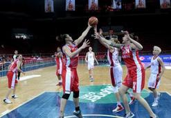 Galatasaray, farklı kazandı: 73-50